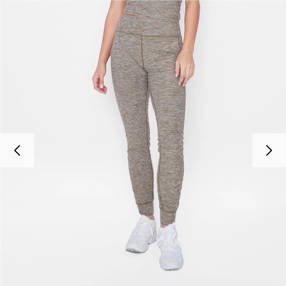 NWOT Senita Athletics Pants Dynamic Studio Joggers Heathered Everglade Spruce